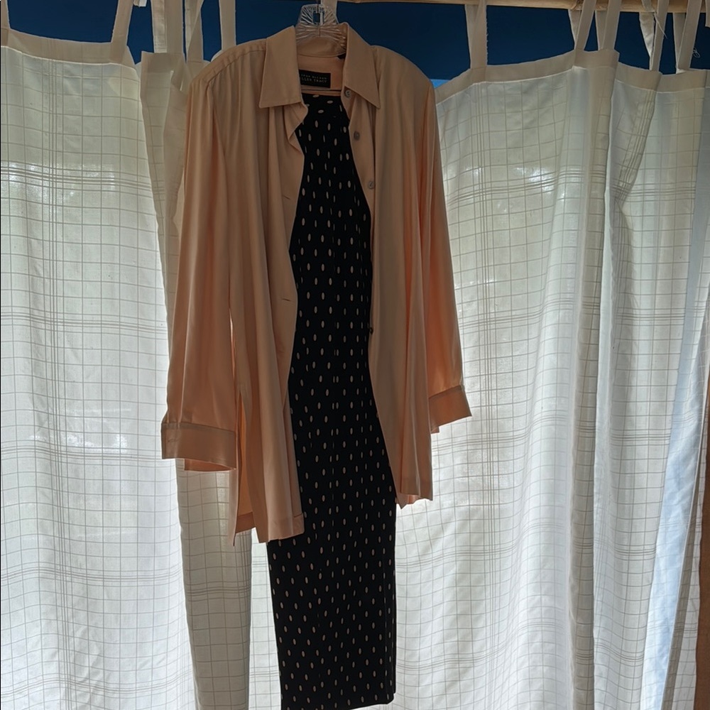 Ellen Tracy Set Blush oversized tunic +blush, black polka dot straight leg pants